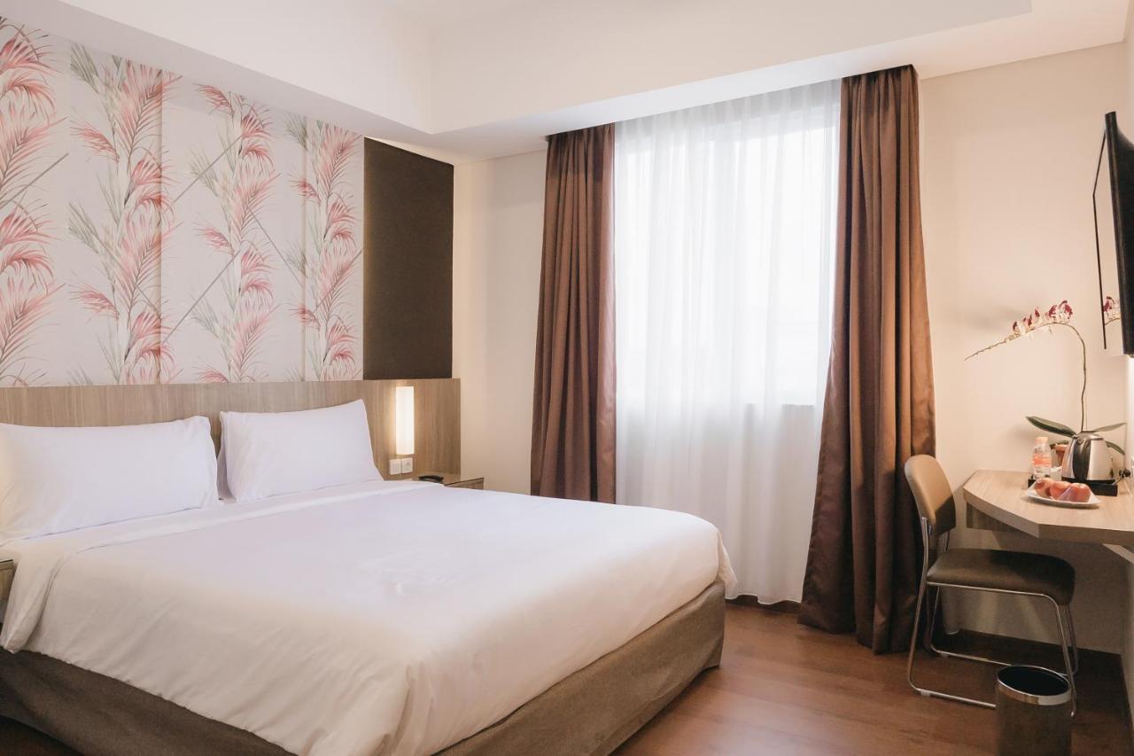 Grand G7 Hotel Pasar Baru Джакарта Экстерьер фото