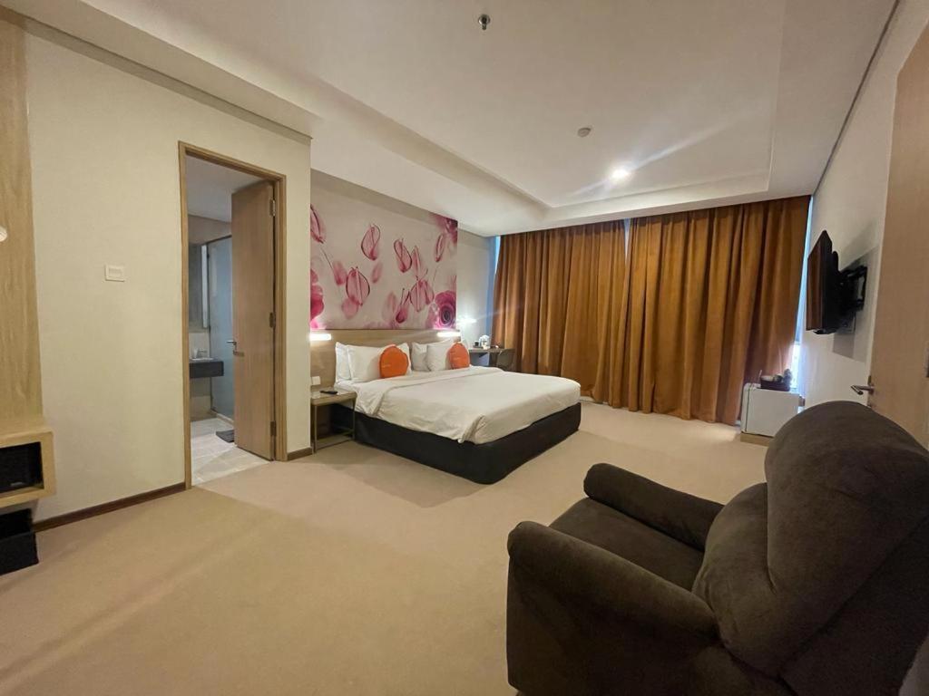 Grand G7 Hotel Pasar Baru Джакарта Экстерьер фото