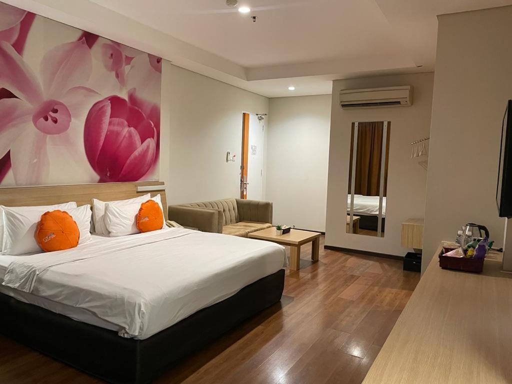 Grand G7 Hotel Pasar Baru Джакарта Экстерьер фото